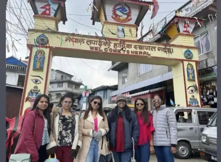 Tour Group group photo Sikkim